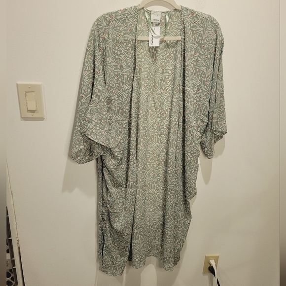 Sonoma Other - New Sonoma one size light green w/floral print bathrobe